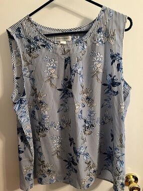 Christopher & Banks Navy and White Floral Stripe Sleeveless Shell